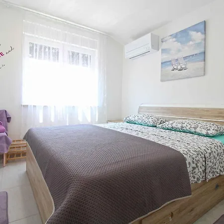 Holiday home Unit_type_semidetached_house 45130
